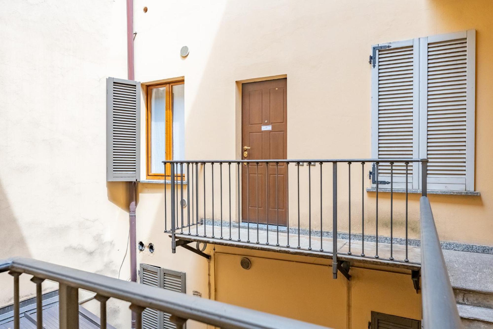 Ap6 Appartamento In Zona Duomo Milán Exterior foto
